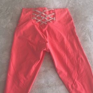 Cropped fabletics leggings